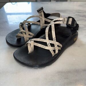 Chaco Women's Adjustable Strap Sandals-Cream Gray Straps-Outdoor Hiking-SZ 8